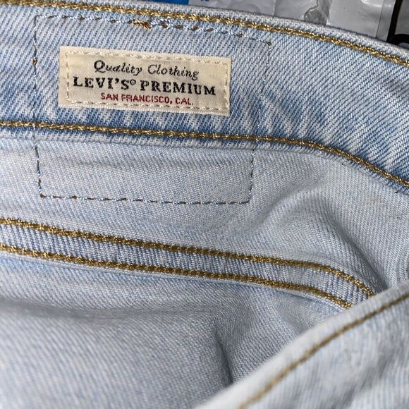 Levi's 501 Premium Denim Jeans Shout Out light wash raw hem size 27 x 26 - Picture 11 of 13